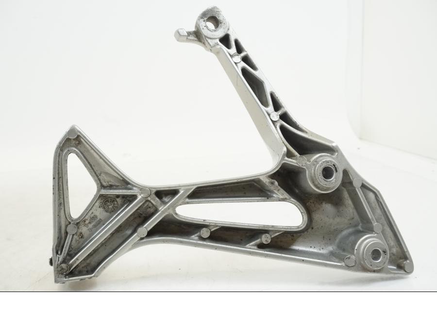 Extrabild3 på Fotpinne från en Honda VFR 800 -2003 motorcykel.