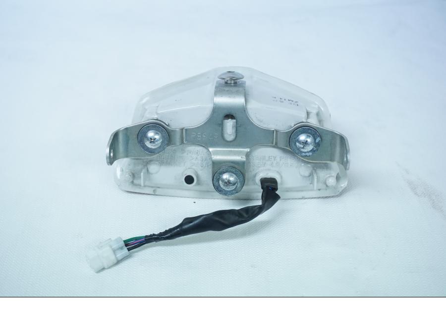 Höger sida på Baklampa från en Suzuki GSX-R 1000 -2011 motorcykel.