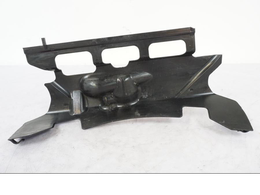 Snett uppifrån på Vattenkylkåpa från en Suzuki GSX-R 600 -2007 motorcykel.