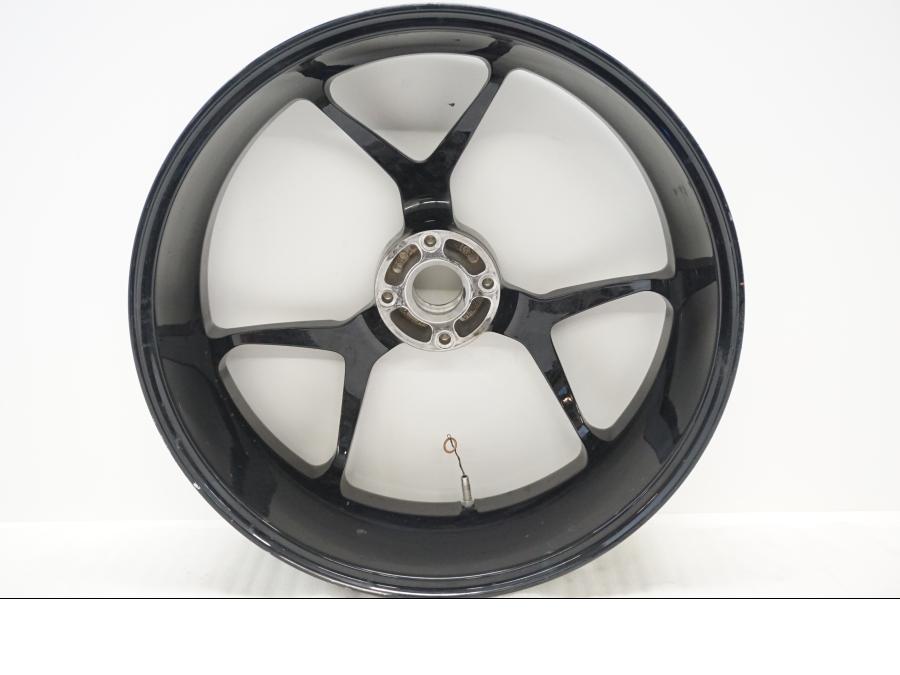 Baksidan pÄ FÀlg frÄn en Ducati Hypermotard -2020 motorcykel.