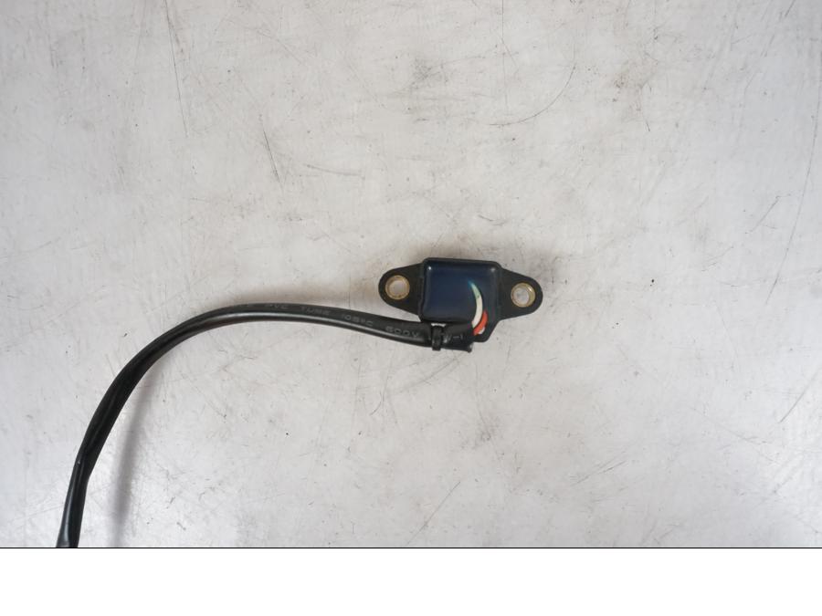 Vänster sida på Växellådsgivare från en KTM 1290 Super Duke R -2021 motorcykel.