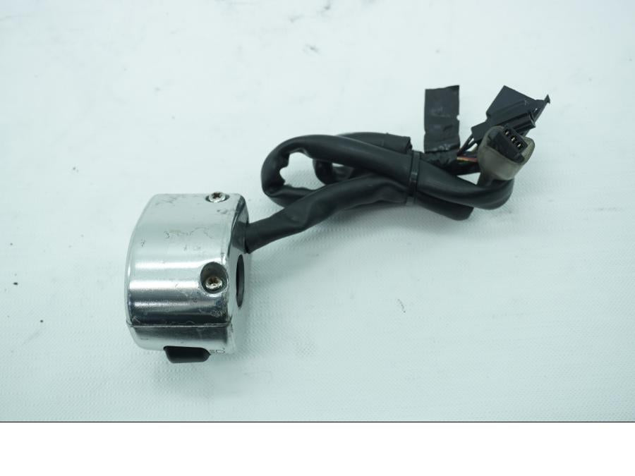 Baksidan på Styrelreglage från en Kawasaki VN 1500 Classic Tourer -2001 motorcykel.