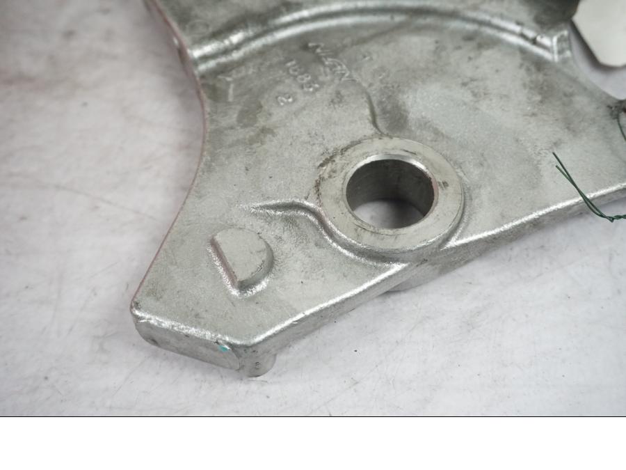 Extrabild2 på Bromsoksfäste från en Kawasaki Z 1000 -2008 motorcykel.