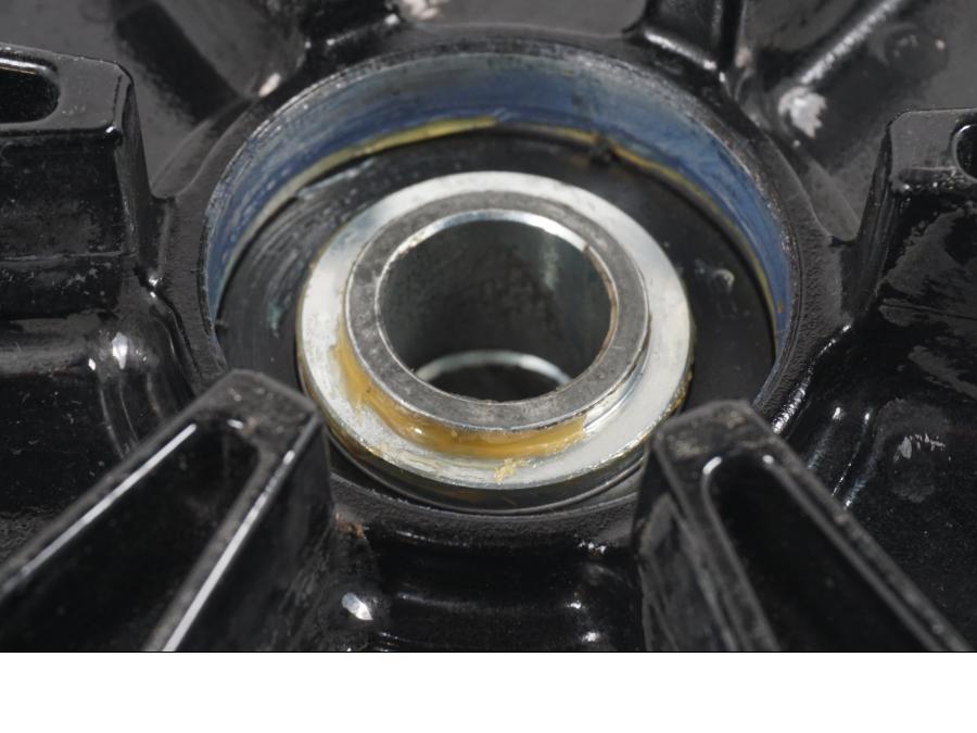 Extrabild2 på Drevfäste från en Yamaha MT-07 -2014 motorcykel.