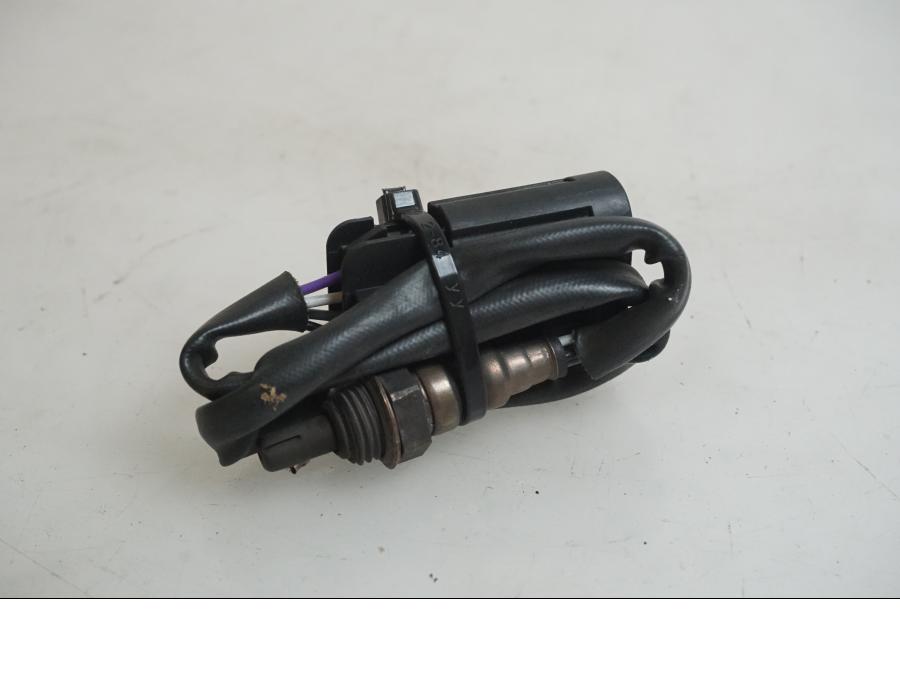 Baksidan på Lambdasond från en Indian Chieftain Dark Horse -2019 motorcykel.