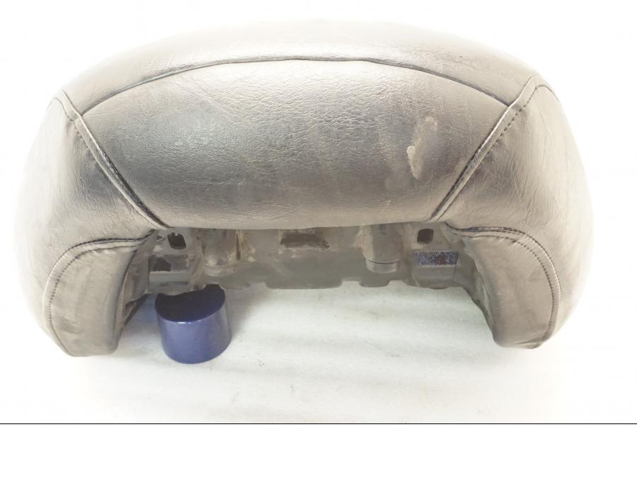 Höger sida pÄ Sadel frÄn en Yamaha XVZ 13TD -1999 motorcykel.