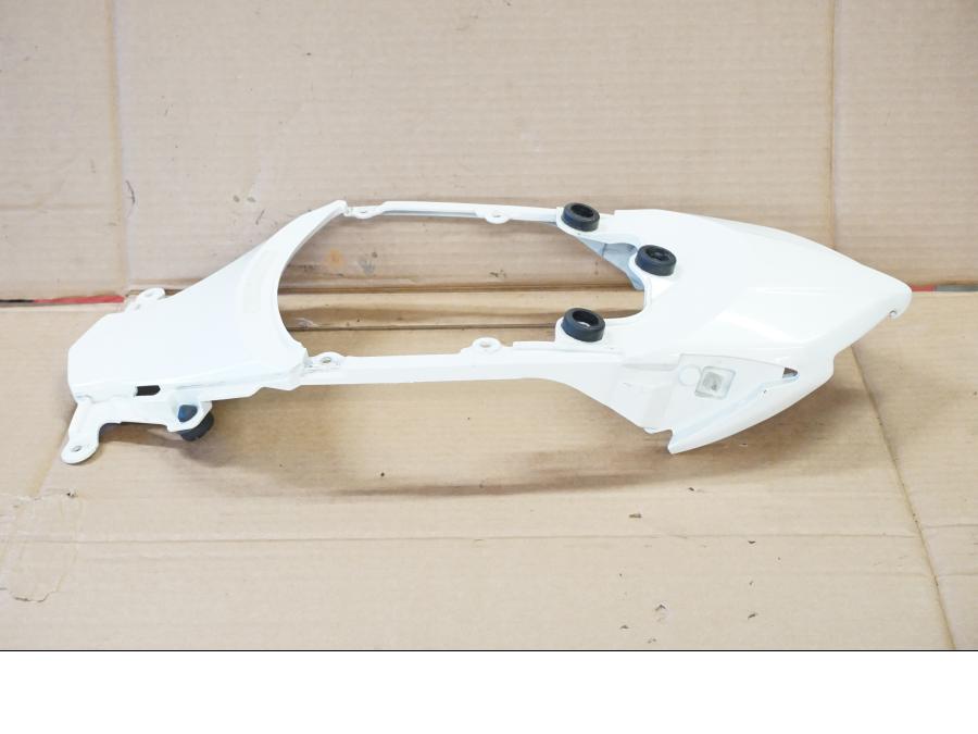 Framsidan på Bakvinge från en Suzuki GSX-R 750 -2009 motorcykel.