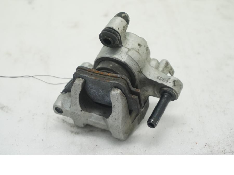 Baksidan på Bromsok från en KTM 690 SMCR -2016 motorcykel.