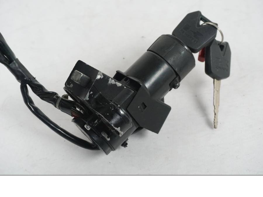 Extrabild5 på Låssats från en Kawasaki Z 1000 -2008 motorcykel.