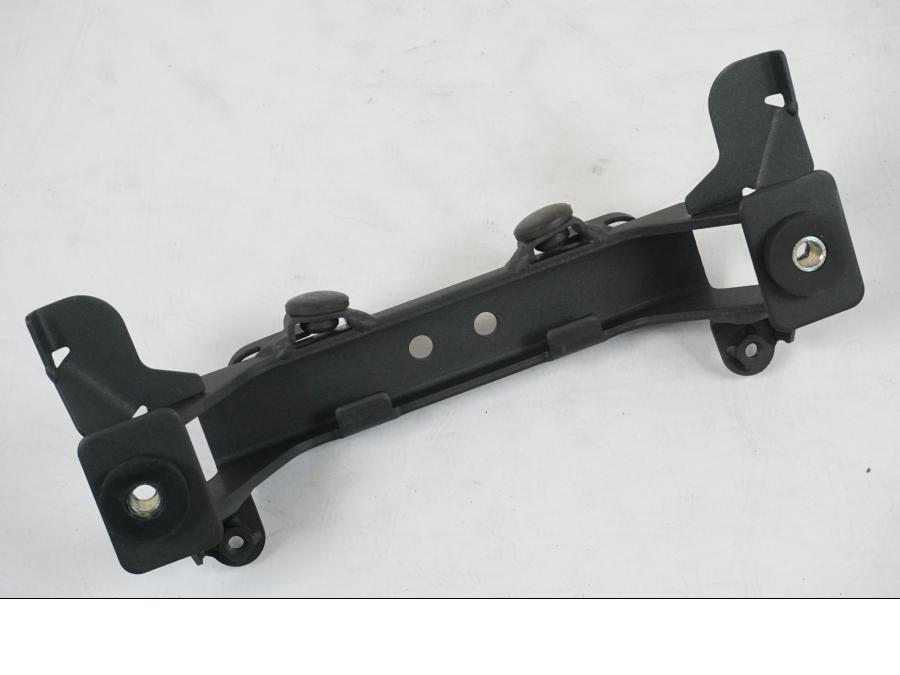 Baksidan på Sadelfäste från en Kawasaki Z 900 -2021 motorcykel.