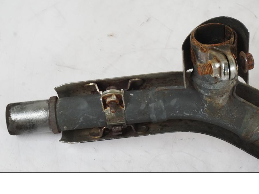 Extrabild1 på Grenrör från en Suzuki VL 800 -2002 motorcykel.