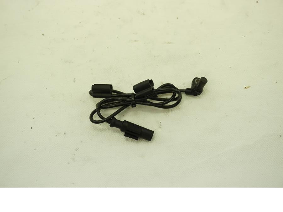 Framsidan på ABS givare från en KTM RC 390 -2019 motorcykel.