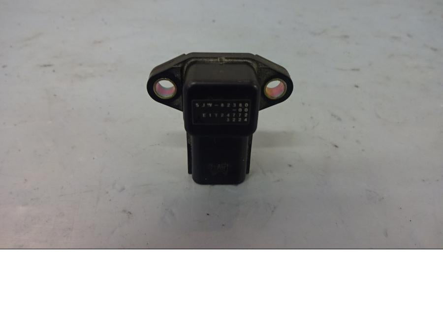 Framsidan på Mapsensor från en Yamaha FJR 1300 -2003 motorcykel.