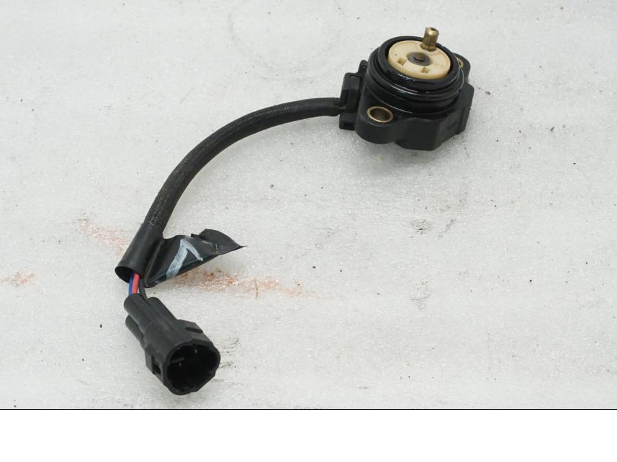 Framsidan pÄ VÀxellÄdsgivare frÄn en Triumph Daytona 675 -2008 motorcykel.