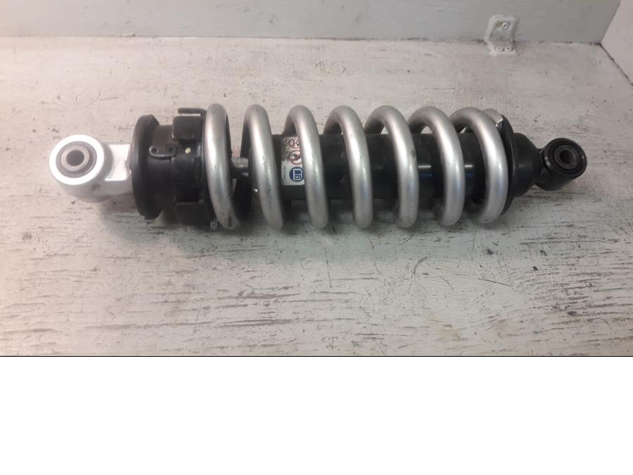 Framsidan på Stötdämpare från en Honda ADV 750 -2017 motorcykel.