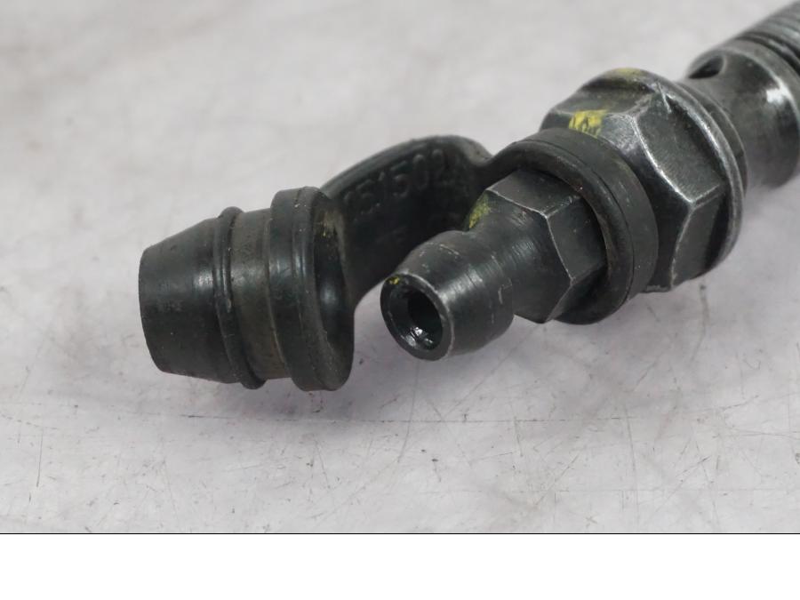 Vänster sida på Bromsledning från en Ducati Multistrada V4 -2024 motorcykel.