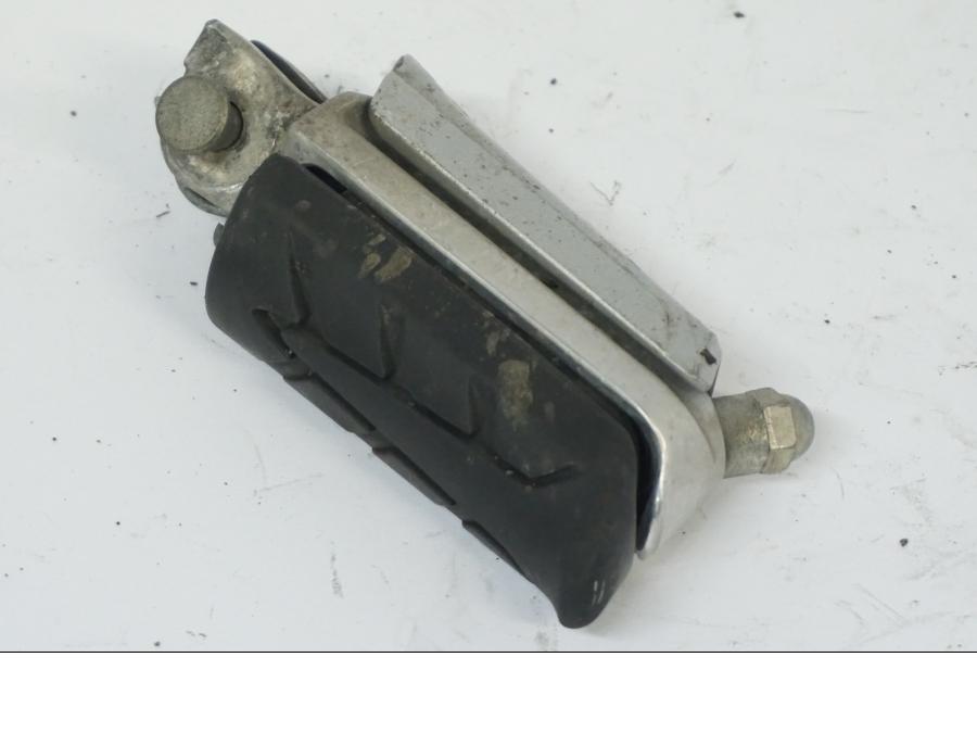 Extrabild2 på Fotpinne från en Honda CB 500 X -2015 motorcykel.