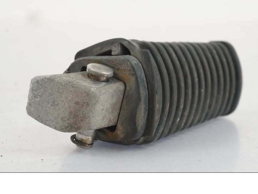 Extrabild2 på Fotpinne från en BMW F 800 GS -2008 motorcykel.