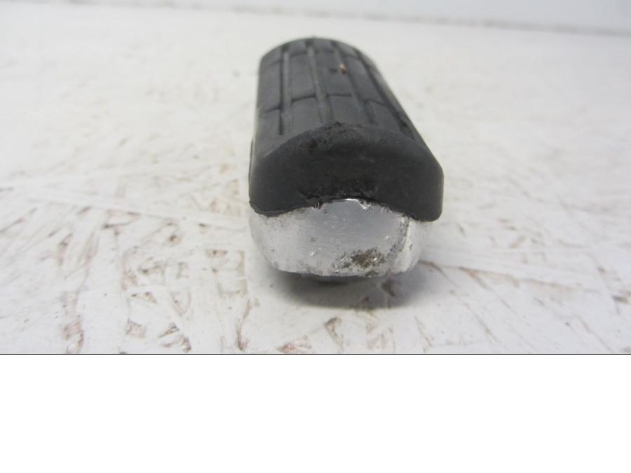 Baksidan på Fotpinne från en Yamaha FJR 1300 -2003 motorcykel.