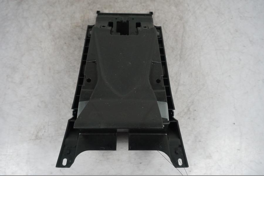 Baksidan på Undertail från en BMW S 1000 XR -2019 motorcykel.