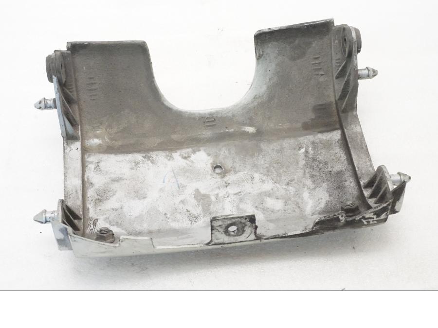 Höger sida på Sidopanel från en Yamaha XVZ 13TD -1999 motorcykel.