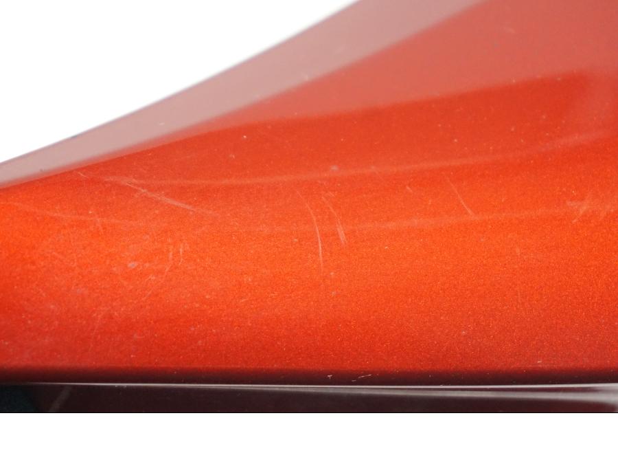 Höger sida på Bakvinge från en Yamaha FZ1-SA -2007 motorcykel.