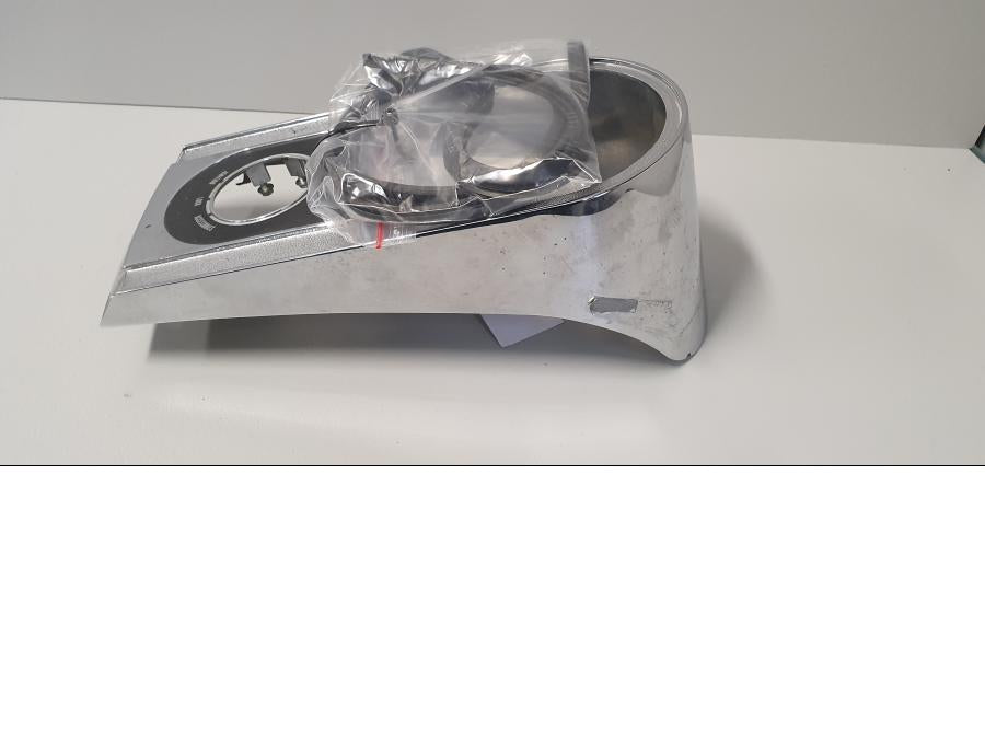 Höger sida på Instrumentkonsoll från en H-D Softail Custom FXSTC -1987 motorcykel.