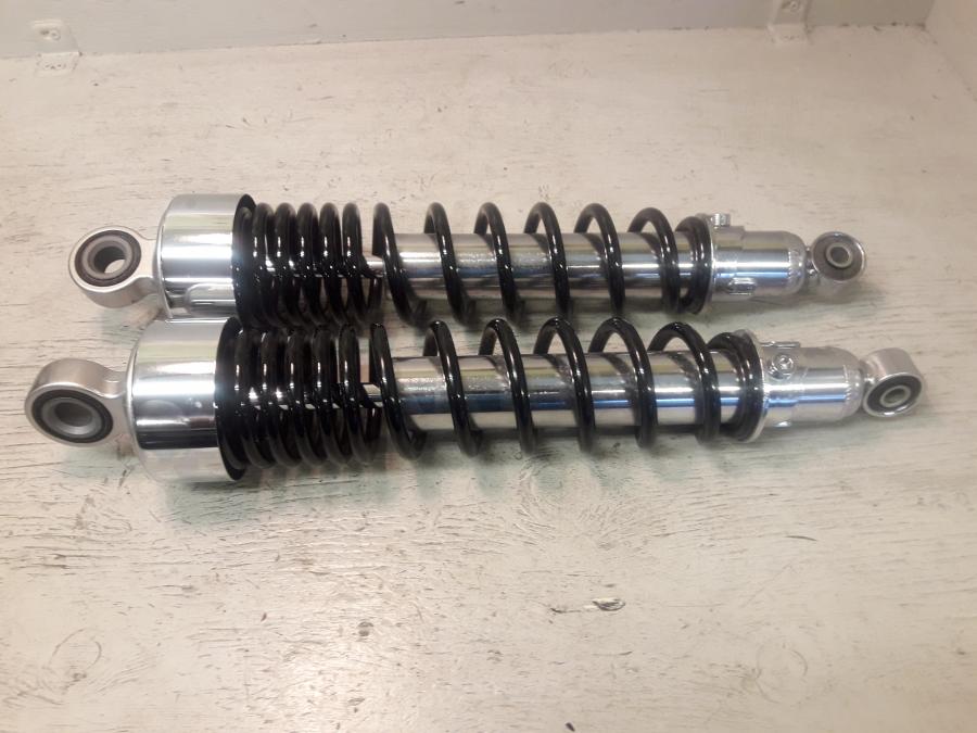 Framsidan på Stötdämpare från en Triumph Speed Twin -2019 motorcykel.