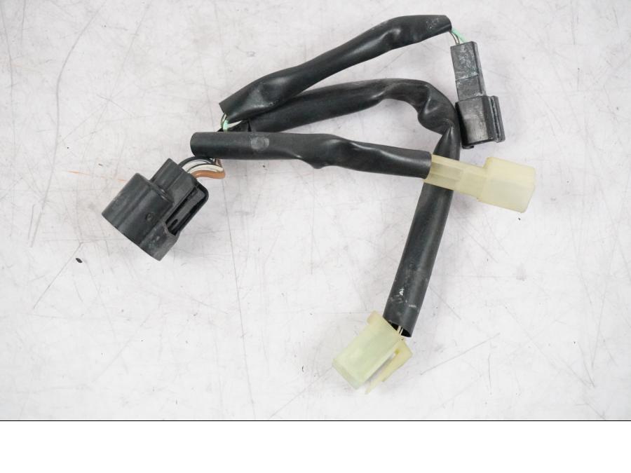 Baksidan på Kablage från en Suzuki GSX-R 1000 -2008 motorcykel.