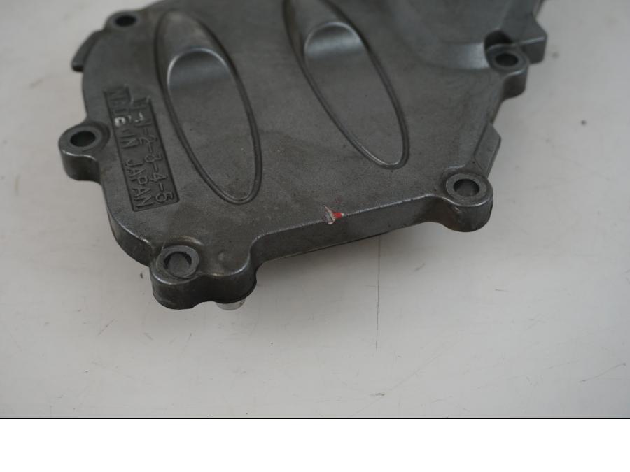 Höger sida på Transmissionskåpa från en Yamaha FJR 1300 -2005 motorcykel.