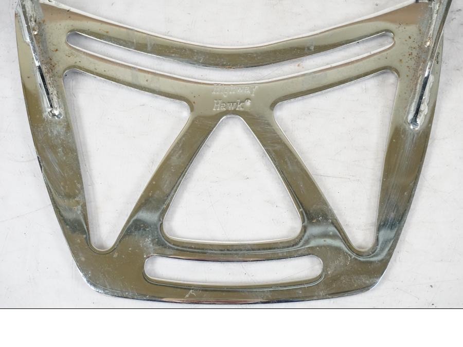 Extrabild3 pÄ PakethÄllare frÄn en Suzuki VL 800 -2002 motorcykel.