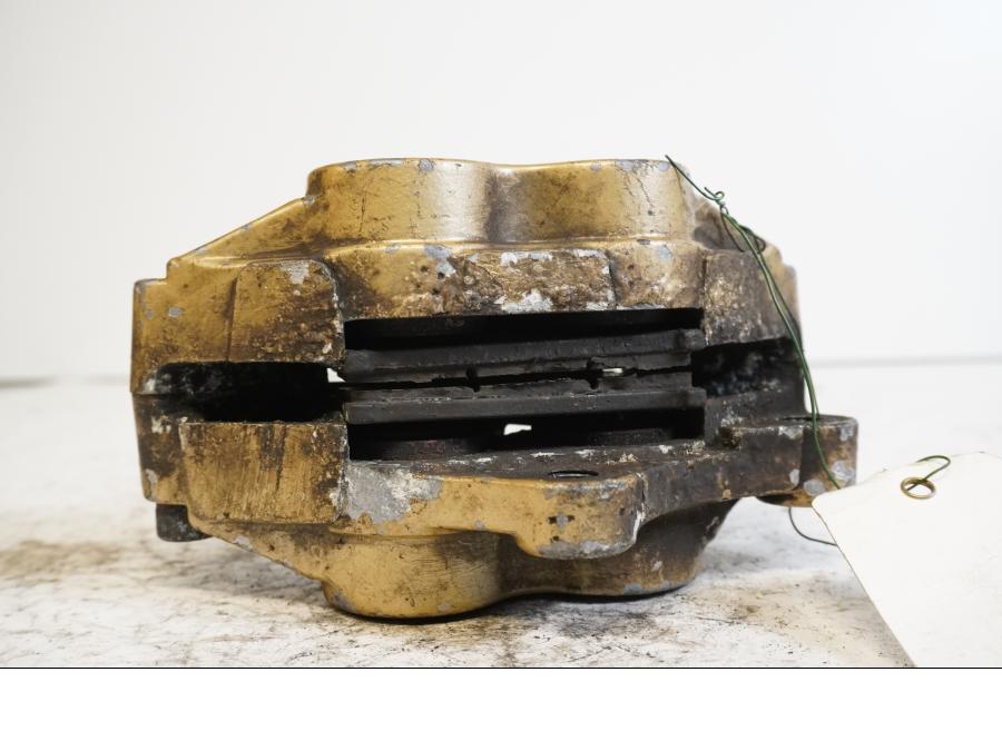 Höger sida på Bromsok från en Kawasaki ZXR 750 -1993 motorcykel.