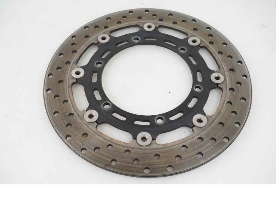 Baksidan på Bromsskiva från en Yamaha YZF 1000 R1 -2002 motorcykel.