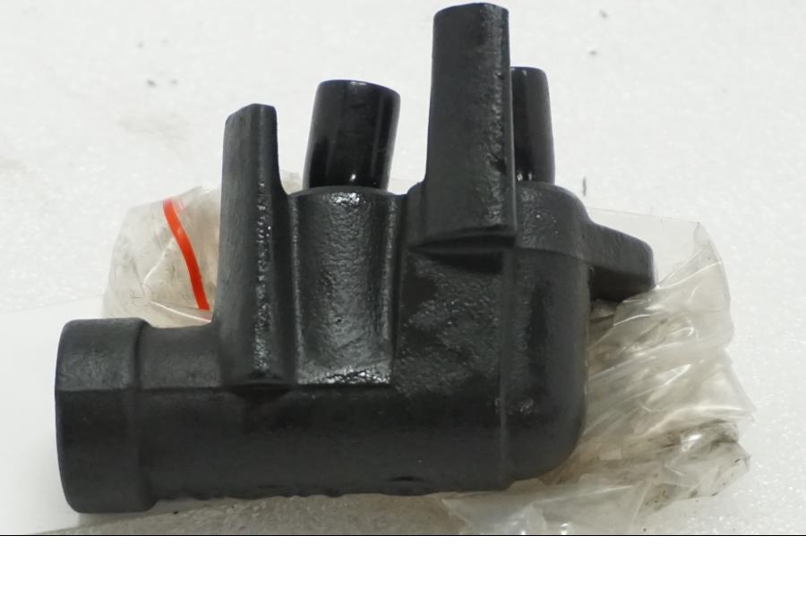 Baksidan pÄ Bromsfördelare frÄn en Honda XL 1000 V -2008 motorcykel.