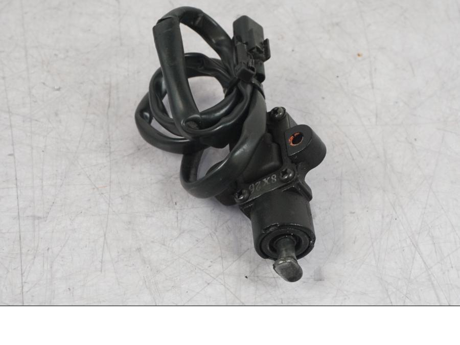 Höger sida på Sidostödsbrytare från en Yamaha MT-09 SP -2018 motorcykel.