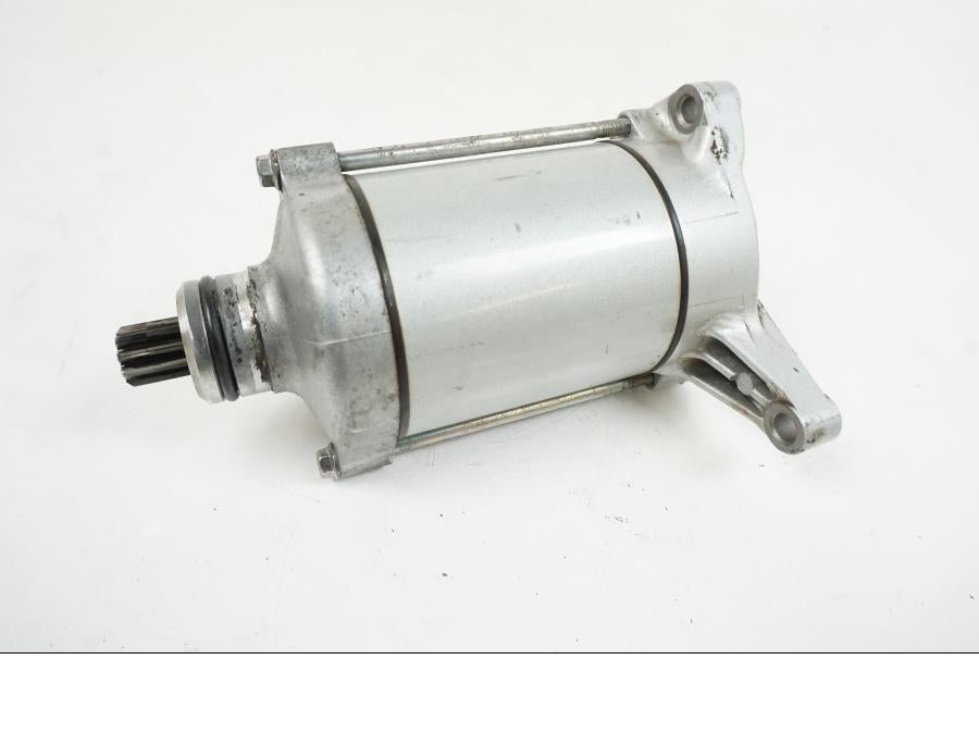 Höger sida på Startmotor från en Yamaha XJR 1300 -2007 motorcykel.