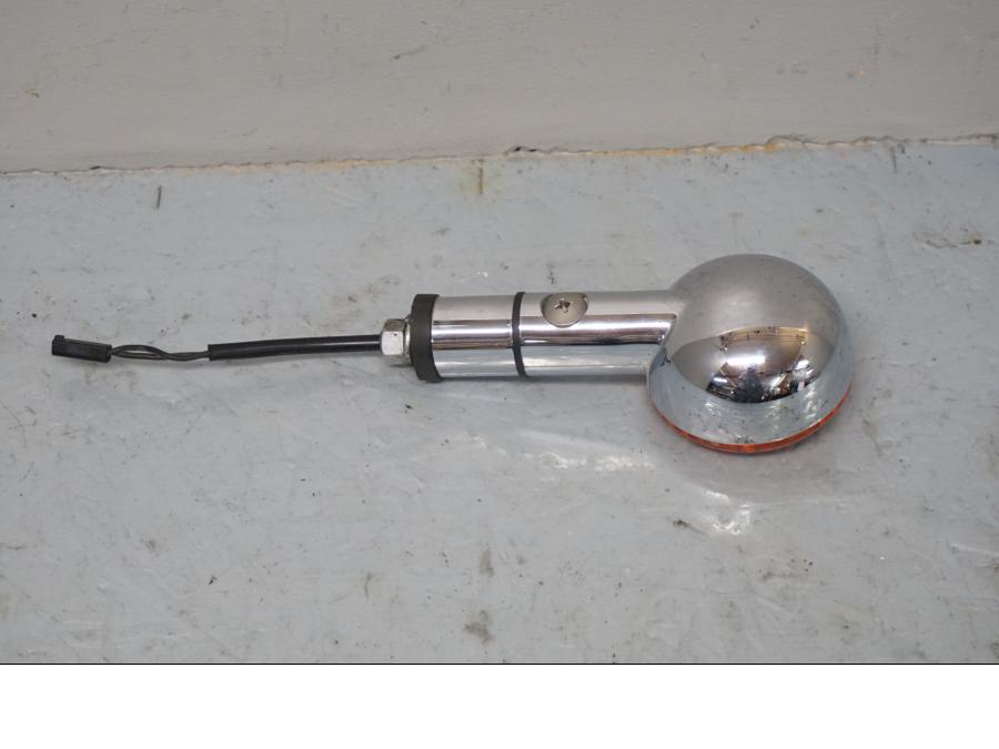 Baksidan på Blinkers från en Suzuki VL 800 -2001 motorcykel.