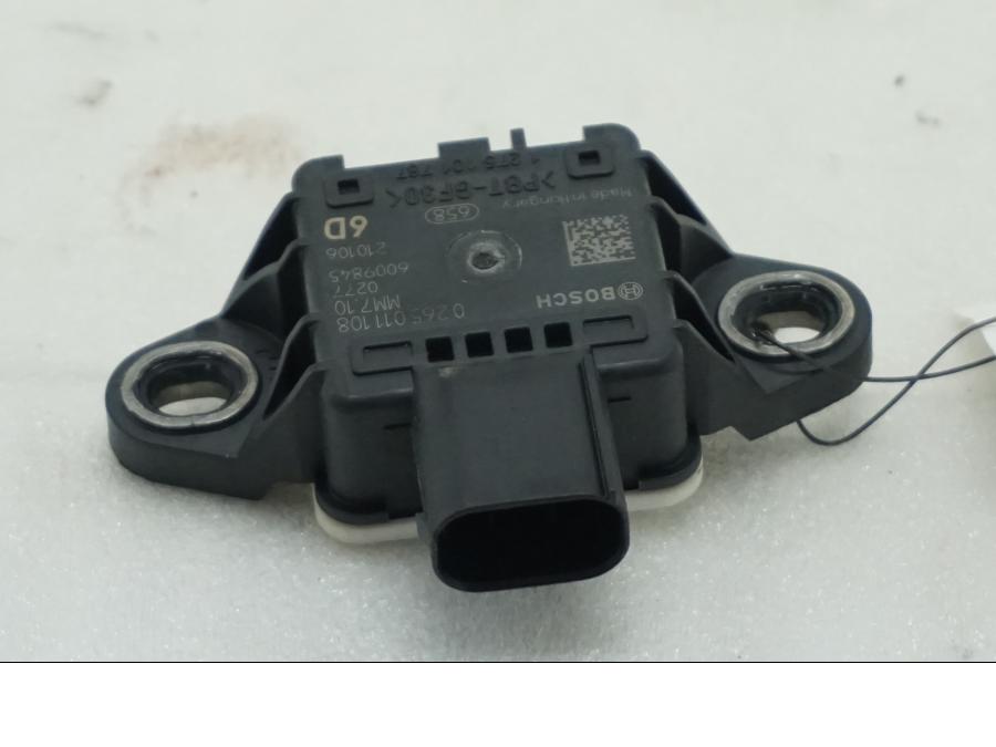 Framsidan på Tilt Sensor från en Ducati Multistrada 1158 V4 -2021 motorcykel.