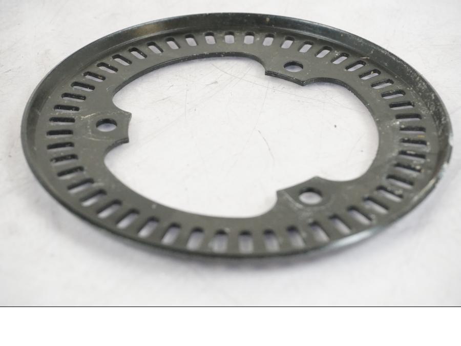 Snett uppifrån på ABS krans från en Kawasaki Z 900 -2019 motorcykel.