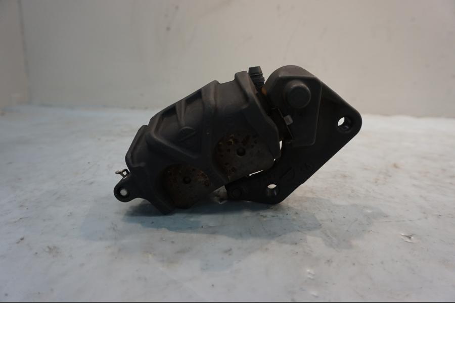 Baksidan på Bromsok från en Ducati Diavel -2015 motorcykel.