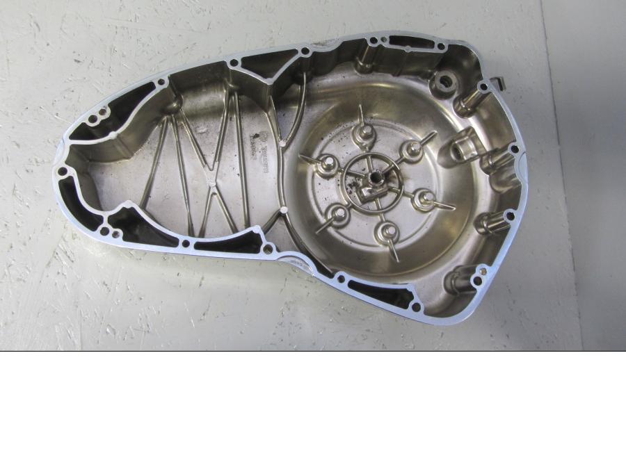 Vänster sida på Motorkåpa från en Triumph Thunderbird 1600 -2011 motorcykel.