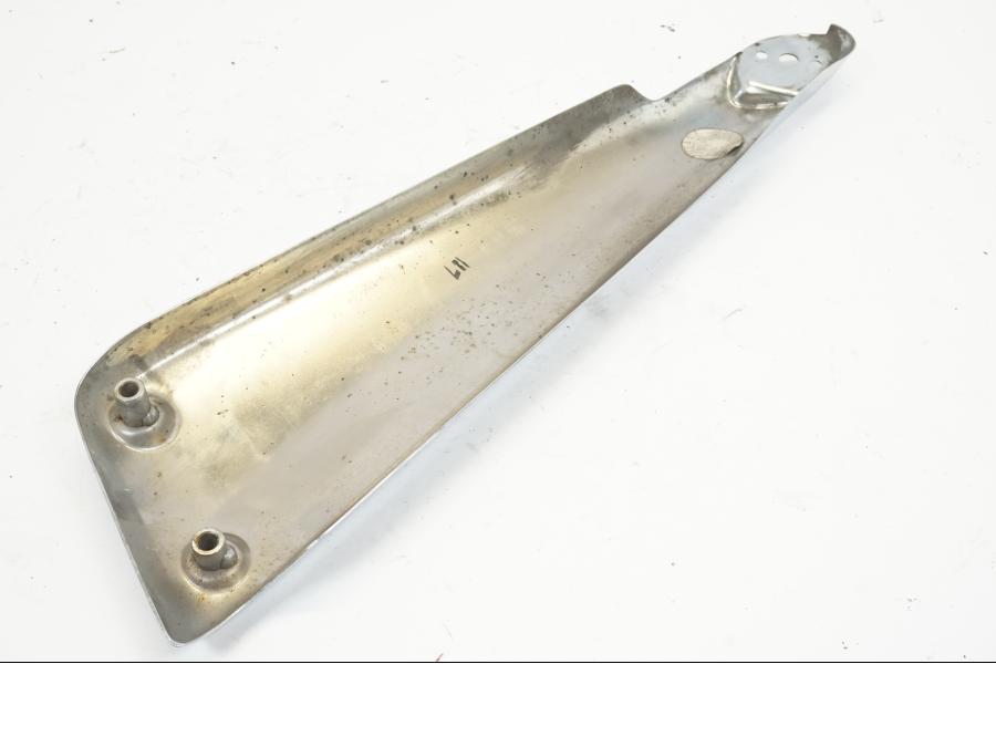 Extrabild2 på Sidopanel från en Triumph Rocket III -2007 motorcykel.