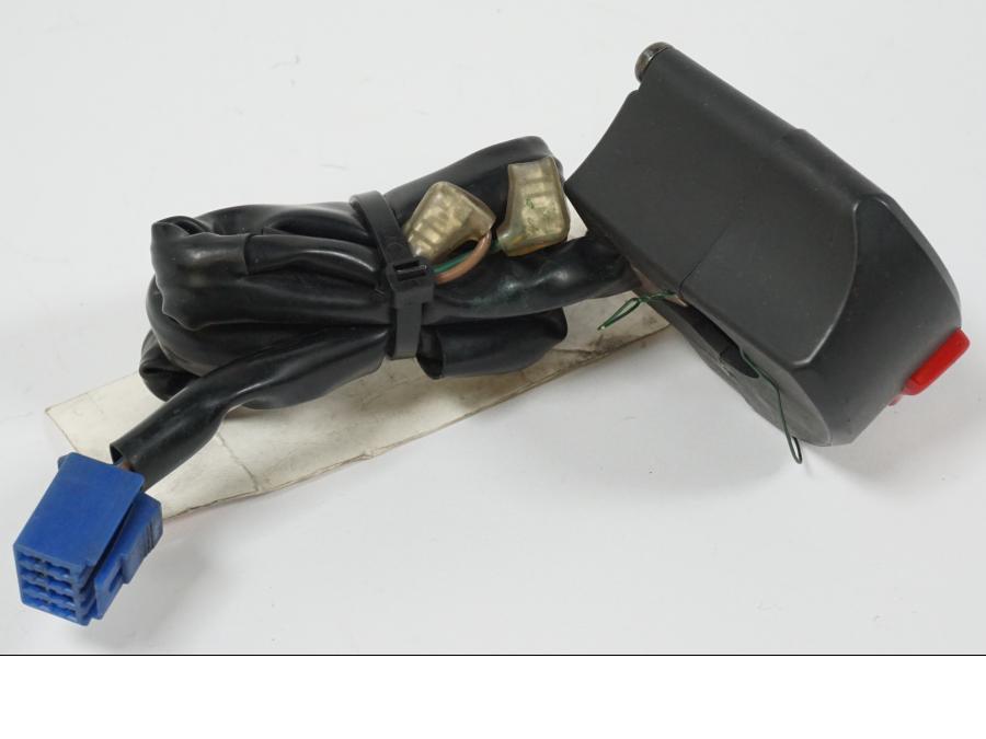 Extrabild1 på Styrelreglage från en Yamaha YZF 1000 R1 -2003 motorcykel.