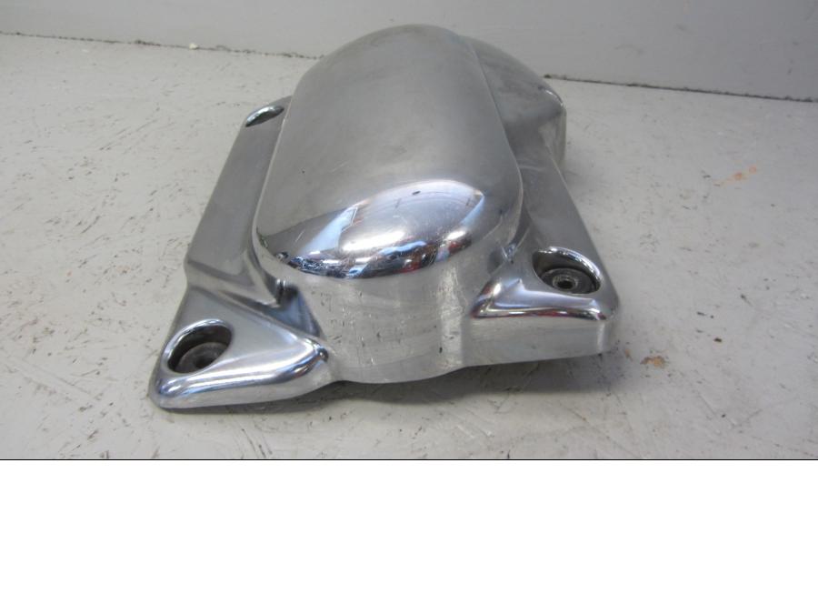 Vänster sida på Motorkåpa från en Yamaha XVS 1100 -2002 motorcykel.