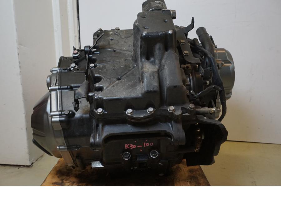 Extrabild3 på Motor från en Kawasaki Z 900 -2017 motorcykel.