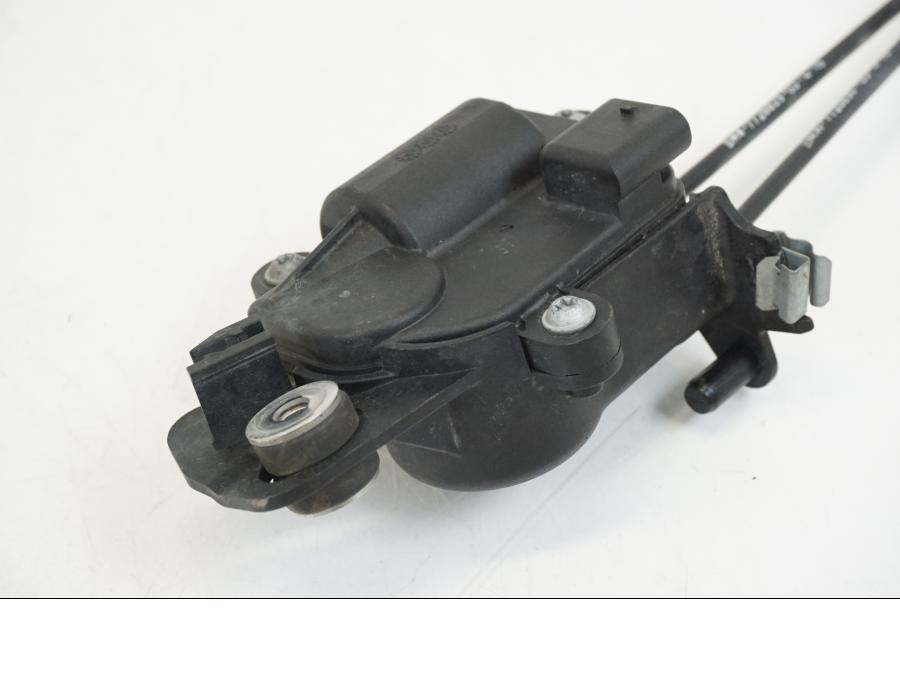 Extrabild6 på Avgasspjällmotor från en BMW R 1250 GS -2019 motorcykel.