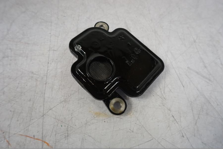 Baksidan på Oljepump från en BMW F 750 GS -2020 motorcykel.