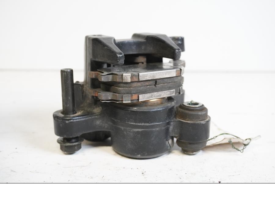 Höger sida på Bromsok från en Honda CB 750 SF -2003 motorcykel.