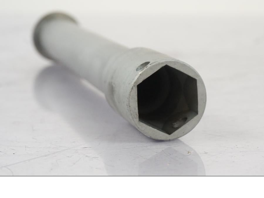 Höger sida på Axel från en Honda CBR 1000 RR -2007 motorcykel.