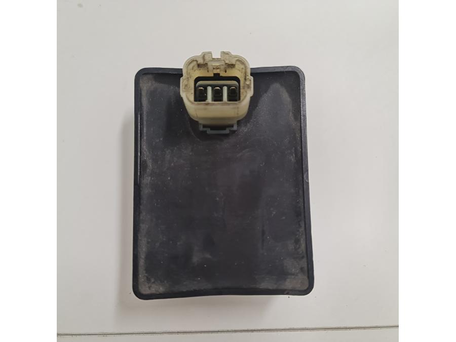 Höger sida på Styrbox från en Honda VTR 1000 F -1997 motorcykel.